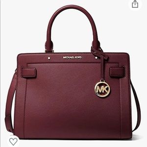 MICHAEL KORS
Rayne Medium Saffiano Leather Satchel Excellent condition